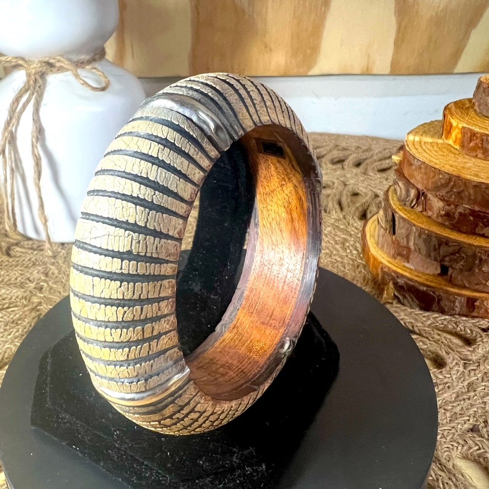 Vintage Bracelet – Wood Tribal Cork w/ Metal Cream – Boho – Eclectic Grandpa